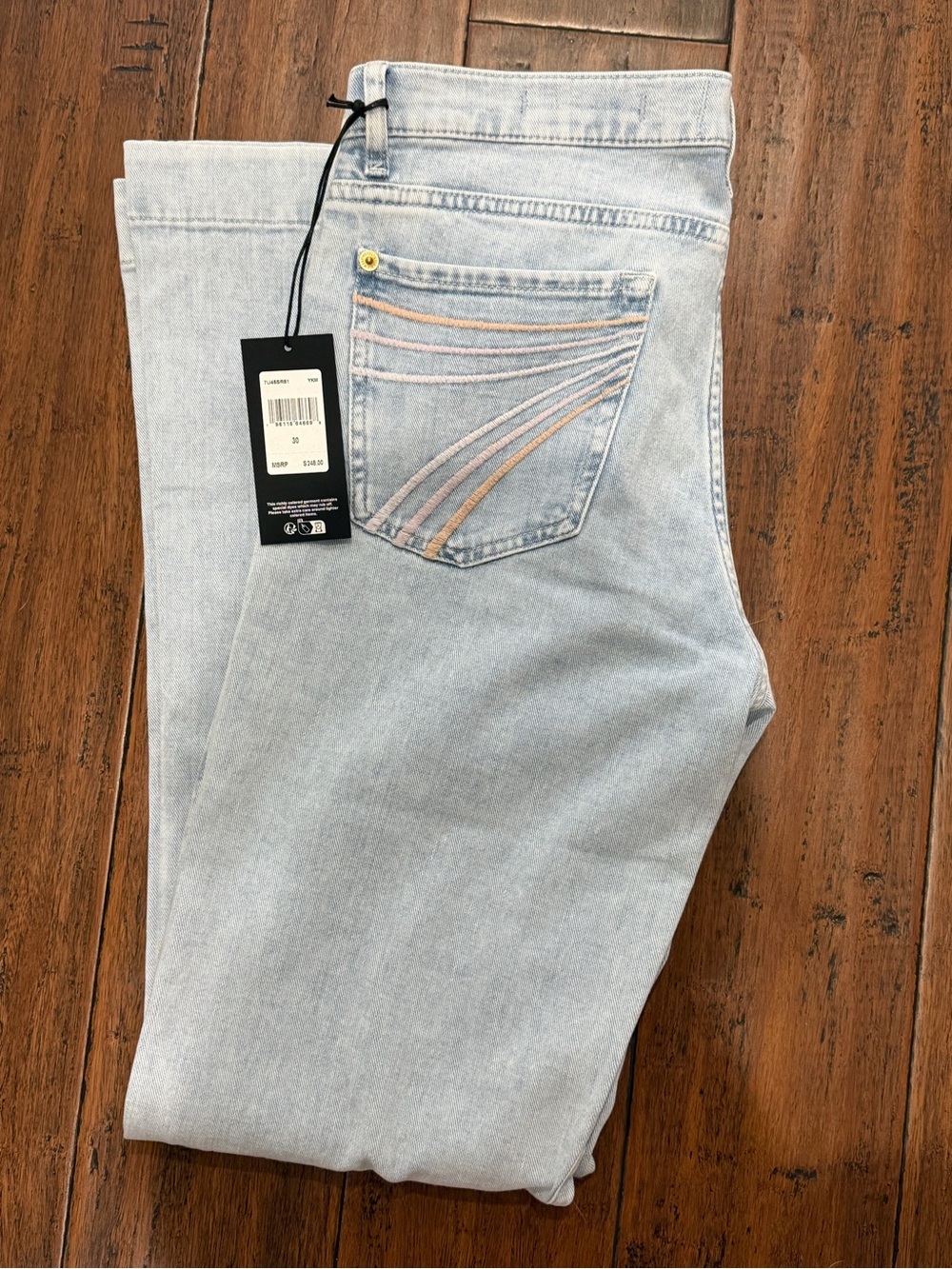 7 For All Mankind Women's Light Wash Dojo Jeans